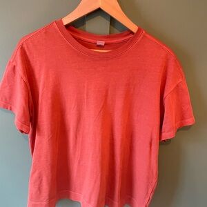 Old Navy Coral Short Sleeve Crewneck Tee